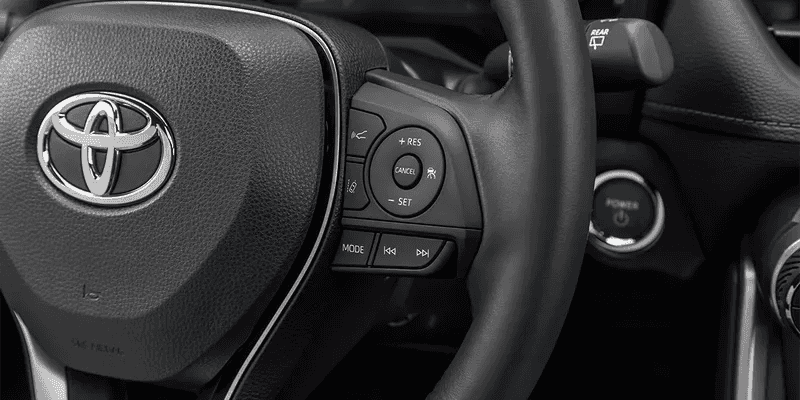 toyota-rav4-hybrid-steering-wheel-controls-right-side