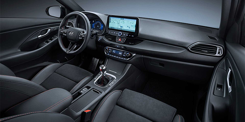 hyundai-i30-hatchback-interior3